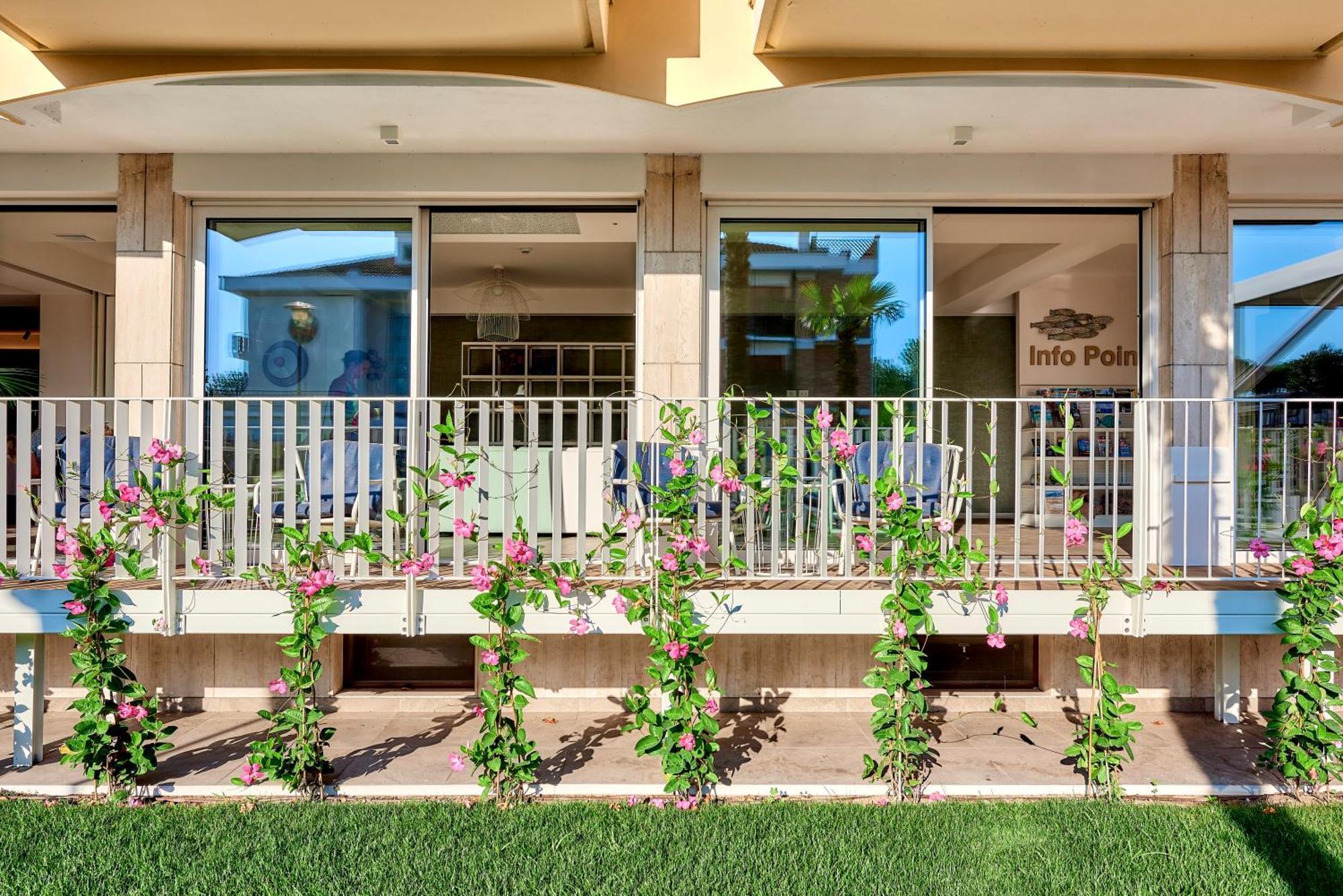 Junior Family Hotel Cavallino-Treporti Exterior photo